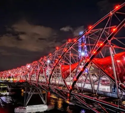 Esplanade & Helix Bridge